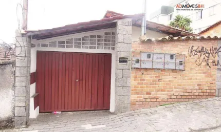 Oportunidade para investidores, 03 casas e 01 barracão alugados, bairro Santa Efigênia