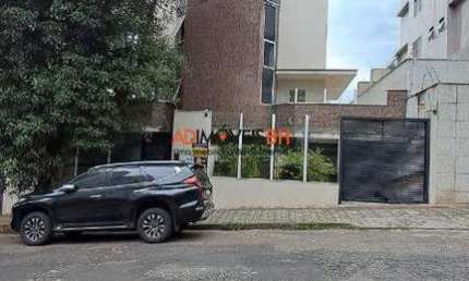 Apartamento com área de 54m², 02 suítes, 01 vaga de garagem, no Carmo (Sion)