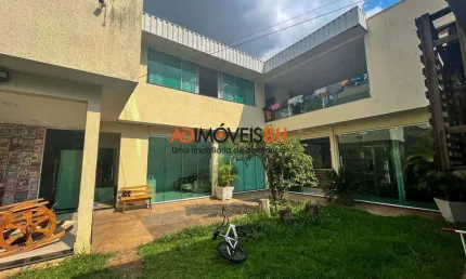 Casa residencial com habite-se, área construída de 185m², lote de 350m², 02 quartos, 01 suíte, 06 vagas, no Padre Eustáquio