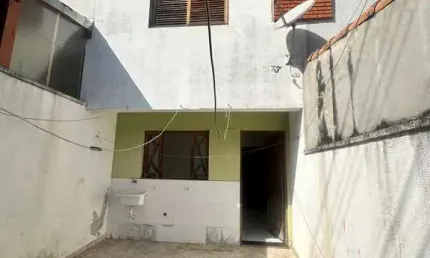 Casa com 2 quartos para alugar na Vila dos Telles, Guarulhos 