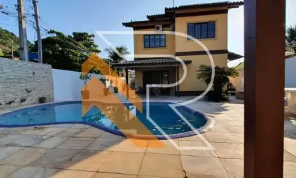 Casa com 4 quartos à venda na Rua Santo Antônio, Itaipu, Niterói, 126 m2 por R$ 820.000