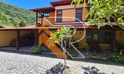 Casa com 5 quartos à venda na Rua dos Ipês, Itacoatiara, Niterói, 445 m2 por R$ 3.500.000
