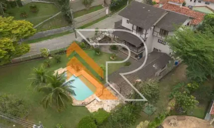 Casa em condomínio fechado com 5 quartos à venda na Rua Terra Nova, Itaipu, Niterói, 574 m2 por R$ 3.700.000