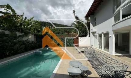 Casa em condomínio fechado com 3 quartos à venda na Avenida Professor Florestan Fernandes, Camboinhas, Niterói, 230 m2 por R$ 3.200.000