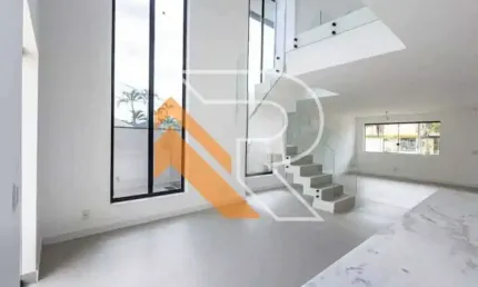 Casa com 3 quartos à venda na Rua Onacyr Arthur Pereira da Silva, Camboinhas, Niterói, 242 m2 por R$ 2.780.000