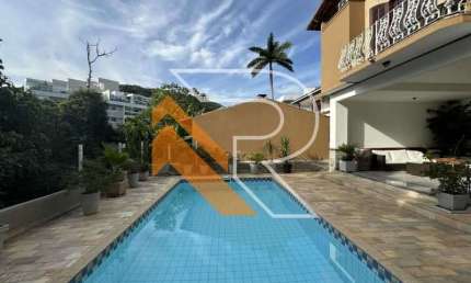 Casa em condomínio fechado com 5 quartos à venda na Avenida Professor Florestan Fernandes, Camboinhas, Niterói, 400 m2 por R$ 2.150.000