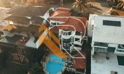 Casa em condomínio fechado com 4 quartos à venda na rua jornalista newton braga mello, itaipu, niterói, 300 m2 por r$ 1.550.000