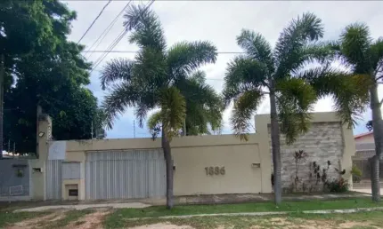 Casa com 4 dormitórios à venda, 400 m² por R$ 850.000,00 - Candelária - Natal/RN