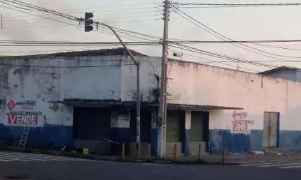 Prédio, 1 m² - venda por R$ 1.200.000,00 ou aluguel por R$ 7.000,00/mês - Alecrim - Natal/RN
