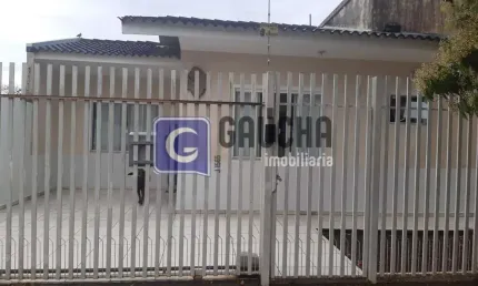 Casa com 3 quartos à venda na Vista Linda, Cascavel 