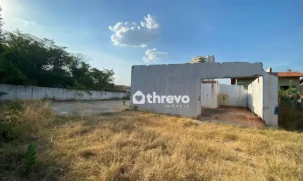 Terreno para alugar, 900 m² por R$ 4.000,00/mês - Fátima - Teresina/PI