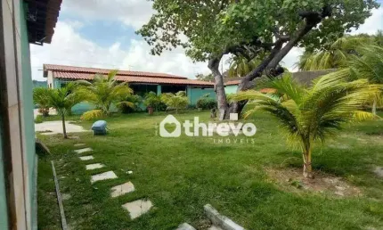Casa com 2 dormitórios à venda, 840 m² de terreno, por R$ 520.000 - Guajiru - Caucaia/CE