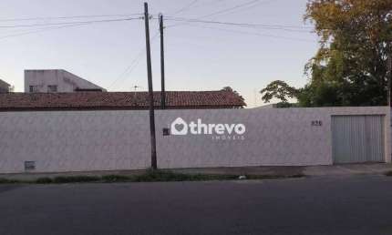 Casa com 3 dormitórios à venda, 257 m² por R$ 900.000,00 - Bonsucesso - Fortaleza/CE