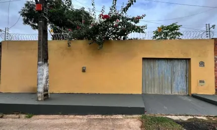 Casa com 4 dormitórios à venda por R$ 420.000,00 - Catarina - Teresina/PI