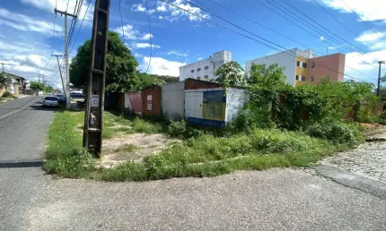 Terreno para alugar, 510 m² por R$ 5.000,00/mês - Planalto - Teresina/PI