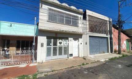 Kitnet com 3 dormitórios para alugar, 72 m² por R$ 825,80/mês - Centro - Teresina/PI