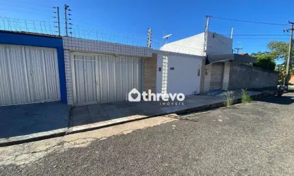 Casa com 4 dormitórios para alugar, 226 m² por R$ 3.000/mês - Cristo Rei - Teresina/PI
