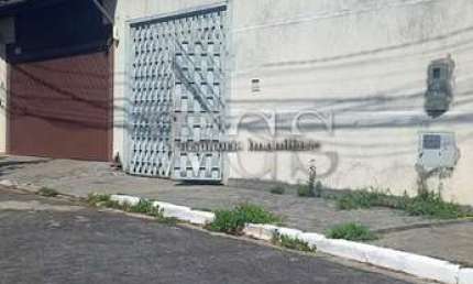 Casa à Venda no Bolsão de Interlagos – Zona Sul SP – 192m² com Quintal e 4 Vagas