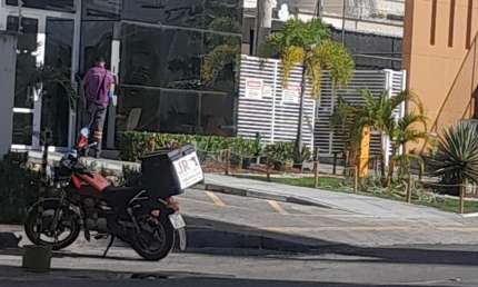 Apartamento com 2 quartos para alugar na Rua Pataro Machado, 259, Centro, Lauro de Freitas