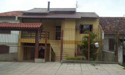 Aluguel de Casa Comercial de 160m² com Ampla Garagem em Localização Estratégica