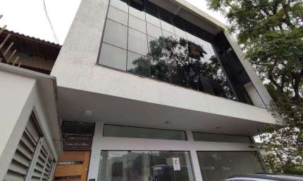 Sala comercial com 54m², elevador e vaga coberta no centro de Gravataí