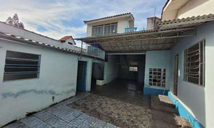 Casa com 4 quartos para alugar na Rua Argentina, Nova Cachoeirinha, Cachoeirinha