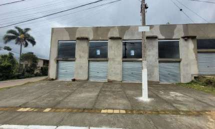 Loja de 32m² no Acolhedor Bairro Rincão da Madalena