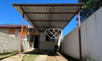 Casa com 2 Dormitórios, Garagem e Quintal – Conforto e Praticidade para Sua Família!