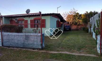 Casa com Churrasqueira e Amplo Pátio na Morada do Vale 1