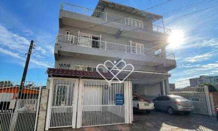 Casa Imponente de Três Andares com Amplo Terreno em Gravataí