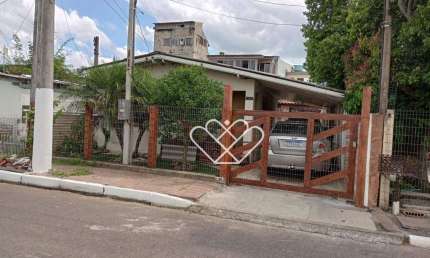 Casa Aconchegante no Bairro Castelo Branco: 2 Dormitórios com Closet