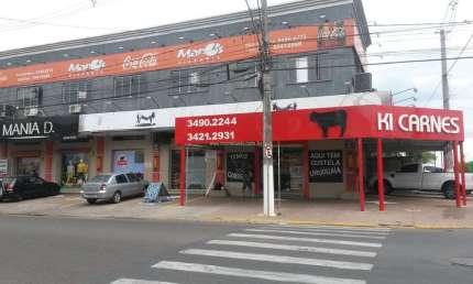 Sala Comercial de 240m² no Bairro Barnabé - Ideal para Restaurante ou Salão de Festas