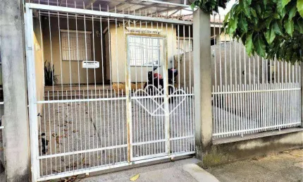 Casa Semi Mobiliada à Venda em Gravataí com 3 Dormitórios e Churrasqueira