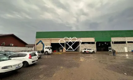 Pavilhão amplo para locação com 1000m² em localização estratégica
