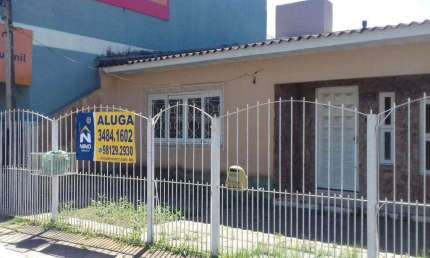 Casa com 3 Dormitórios e Área Gourmet: Alugue Agora!