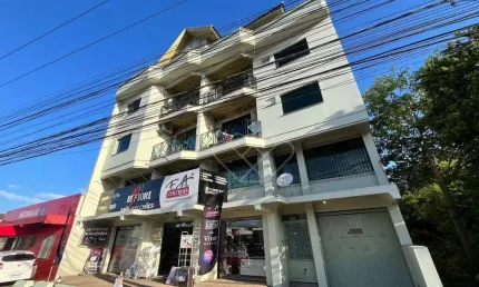 Conforto e praticidade em apartamento com sacada no bairro São Vicente