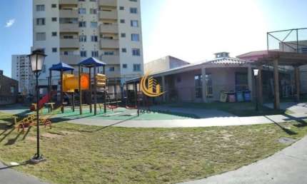 Conheça este charmoso apartamento à venda no bairro Areias em São José-SC. Com 2 Dormitórios e 1 Banheiro, sua área privativa de 57m² conta com uma sacada perfeita para relaxar ao ar livre.