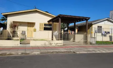 Casa para Venda em Sombrio, Parque das Avenidas, 3 dormitórios, 2 banheiros