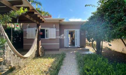 Casa para Venda em Sombrio, Centro, 2 dormitórios, 1 suíte, 1 banheiro, 1 vaga