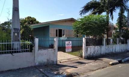 Casa para Venda em Sombrio, Januária, 4 dormitórios, 1 banheiro, 1 vaga