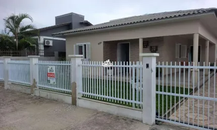 Casa para Venda em Sombrio, São Francisco, 3 dormitórios, 2 banheiros