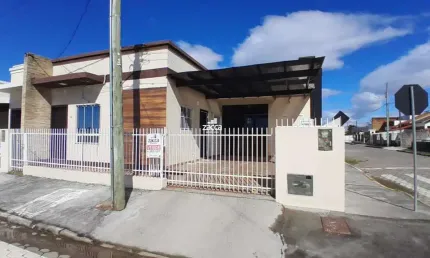 Casa para Venda em Sombrio, São Francisco, 2 dormitórios, 1 suíte, 1 banheiro, 1 vaga