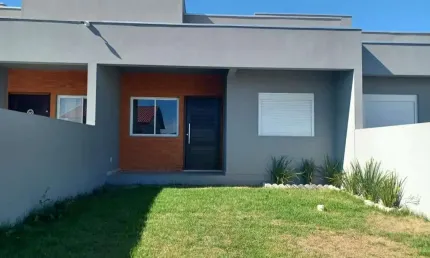 Casa para Venda em Balneário Gaivota, Santa Fé, 2 dormitórios, 1 suíte, 1 banheiro, 1 vaga