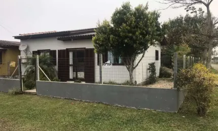 Casa para Venda em Balneário Gaivota, Itapuã, 3 dormitórios, 1 suíte, 2 banheiros, 1 vaga
