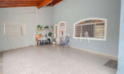 Casa com 3 quartos à venda no São Joaquim, Araçatuba 