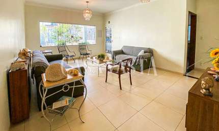 Casa com 3 quartos à venda na Rua Manoel Bento da Cruz, 105, Paraíso, Araçatuba