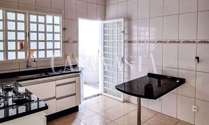 Casa com 2 quartos à venda na Rua Doutor Almir Lima de Castro, Concórdia II, Araçatuba
