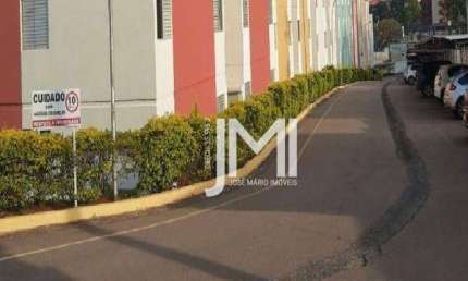 Apartamento com 3 dormitórios à venda por R$ 210.000,00 - Jardim São Carlos - Sumaré/SP