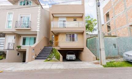 Sobrado 4 Quartos à venda no bairro Xaxim | Curitiba