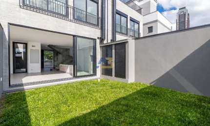Casa 3 Suítes à venda no bairro Mossunguê | Curitiba